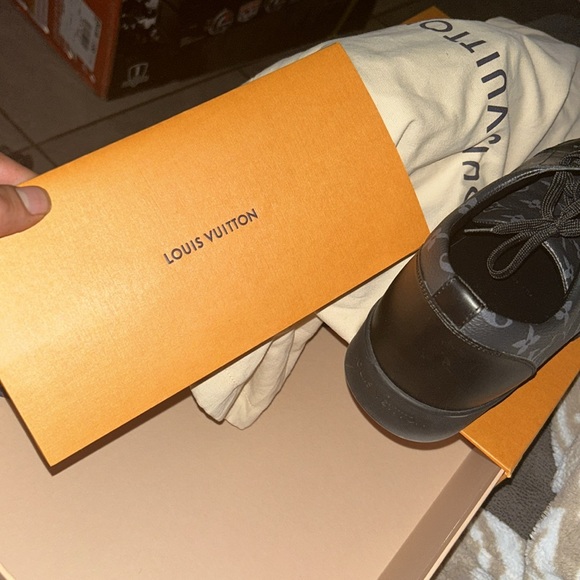 Tennis as new LV AUTHENTIC CHANGES FOR some Gucci or sale 550 Dlls - Picture 7 of 7